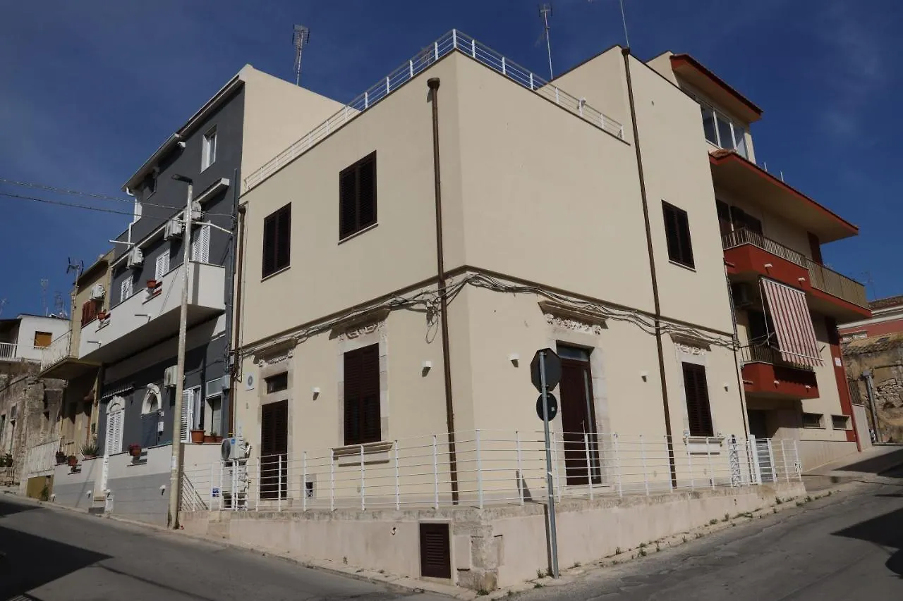 Vacanze Al Mare Pozzallo Villa